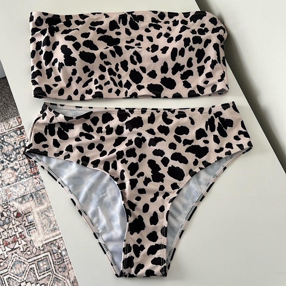Spotted Bandeau Bikini
